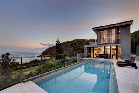 Platinum living on the Central Coast .